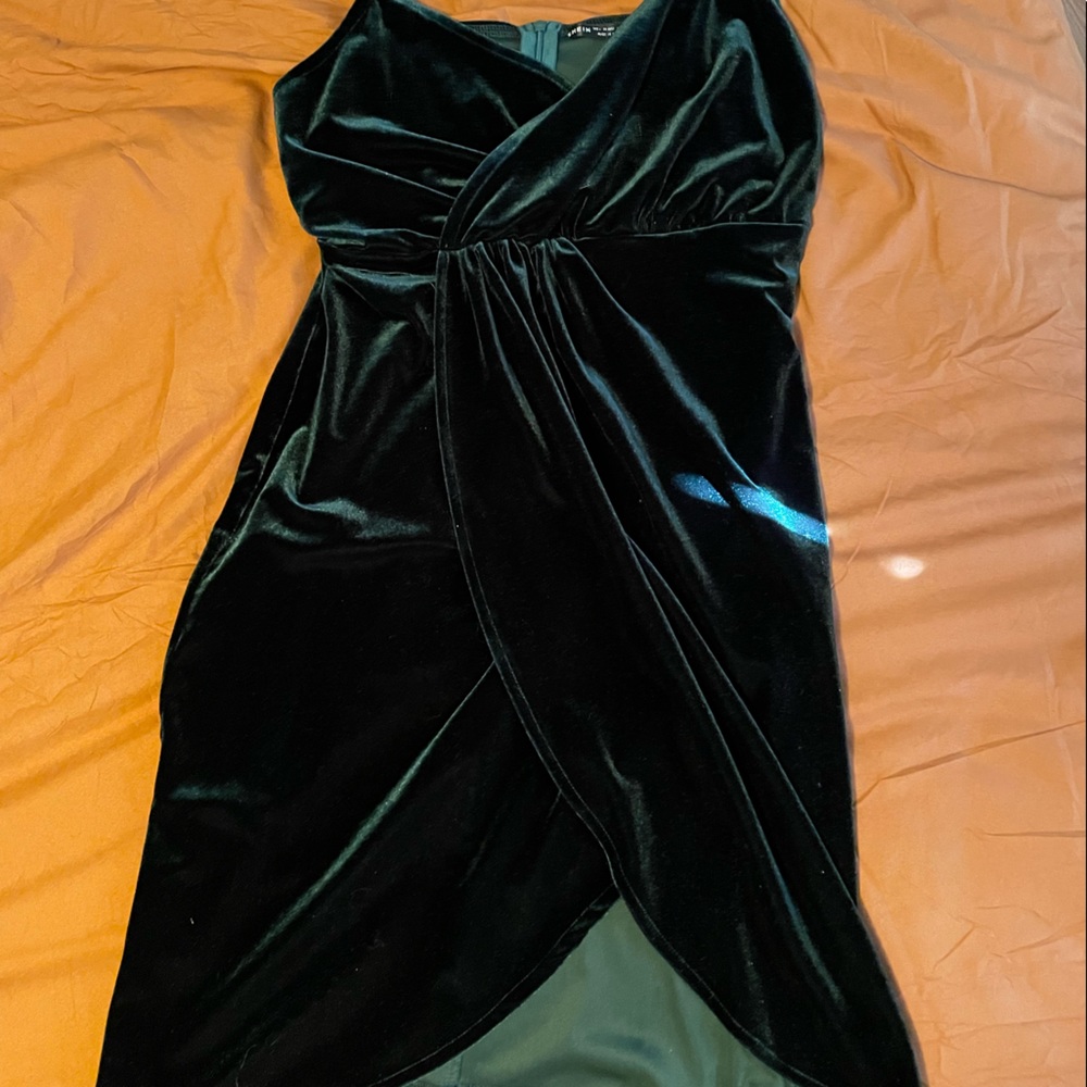 Sexy green velvet party dress